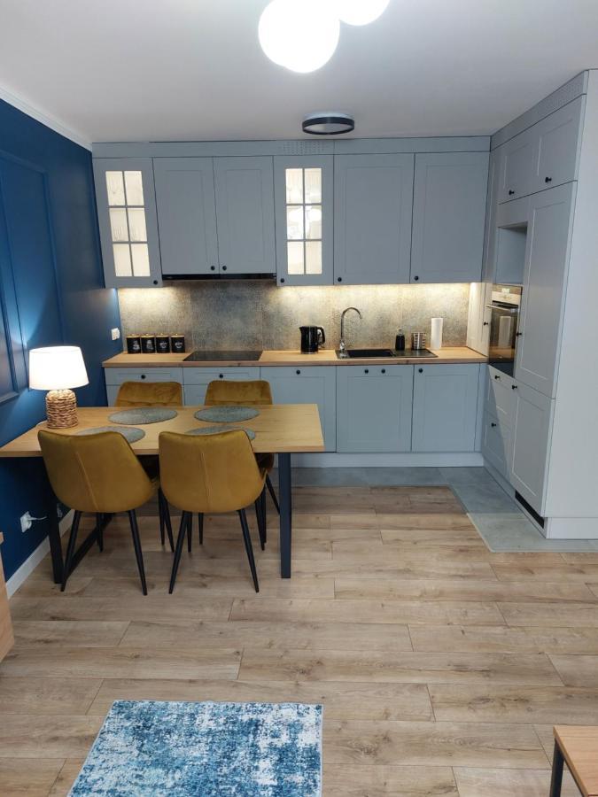 Miodowy Apartament Złotów Buitenkant foto